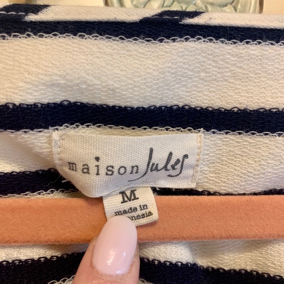 Madison Jules Peplum Top - Picture 3 of 3